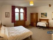 1 bedroom in a house share to rent