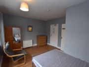 1 bedroom in a house share to rent