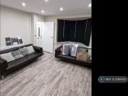 1 bedroom in a house share to rent