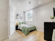 1 bedroom in a house share to rent