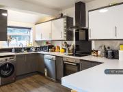 1 bedroom in a house share to rent