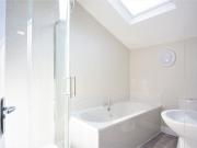1 bedroom in a house share to rent