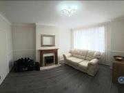 1 bedroom in a house share to rent