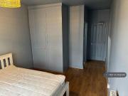 1 bedroom in a house share to rent