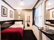 1 bedroom in a house share to rent