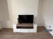 1 bedroom in a house share to rent