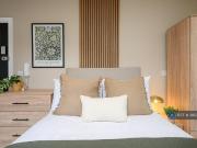 1 bedroom in a house share to rent