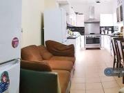 1 bedroom in a house share to rent