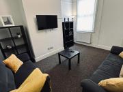 1 bedroom in a house share to rent