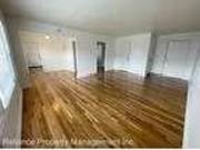 1 bedroom in Portland OR 97215