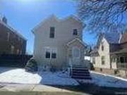 1 bedroom in Trenton MI 48183