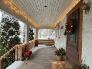 1 Bedroom Main Floor/Upper Apartment for Rent – 467...