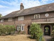 1 Bedroom Maisonette For Rent In East Finchley