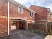 1 bedroom maisonette for rent in Friday Wood Green,...