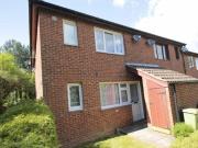 1 Bedroom Maisonette For Rent In Two Mile Ash