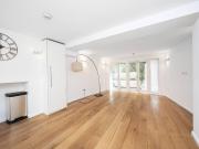 1 bedroom maisonette for sale