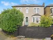 1 bedroom maisonette for sale