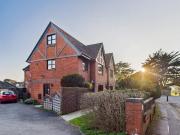 1 bedroom maisonette for sale