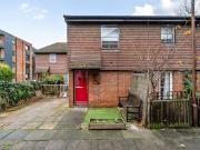 1 bedroom maisonette for sale