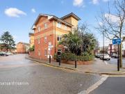 1 bedroom maisonette for sale