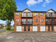 1 bedroom maisonette for sale