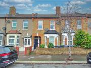 1 bedroom maisonette for sale