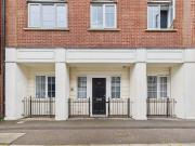 1 bedroom ground flat for sale