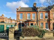 1 bedroom maisonette for sale