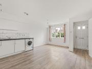 1 bedroom maisonette for sale