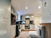 1 bedroom maisonette to rent