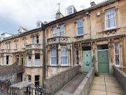 1 bedroom maisonette to rent