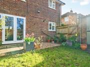 1 bedroom maisonette to rent