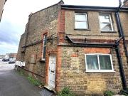 1 bedroom maisonette to rent