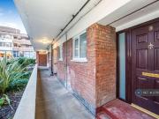 1 bedroom maisonette to rent