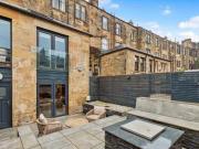 1 Bedroom Mews Property For Rent In Kelvinside, Glasgow