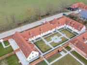 1 Bedroom Mews Property For Sale In Kelvedon Hatch,...