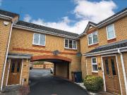 1 bedroom mews to rent