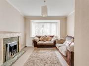 1 bedroom mews to rent