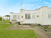 1 bedroom Mid Terrace Bungalow for sale, Jelbert Way,...