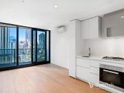 1 Bedroom Plus One Study Room !