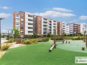 1 Bedroom Plus Study On The Park