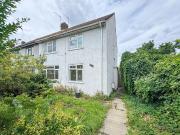 6 bedroom end of terrace house for rent in Camrose...