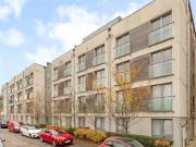 1 bedroom property for sale in Garden Road, Richmond,...