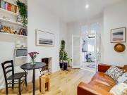 1 bedroom property in Bedford Road, Clapham North,...