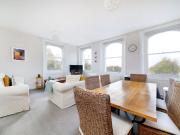1 bedroom property in Clapham Common South Side, LONDON,...