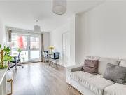 1 bedroom property in Highland Court, 57 Cudworth...
