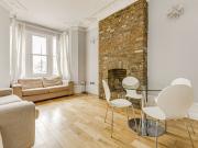 1 bedroom property in Lavender Hill, London, SW11 £2,000...