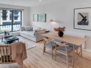 1 bedroom property in Lyons Dock House, 470 Oldfield...