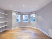 1 bedroom property in Rosslyn Hill, Hampstead, London,...