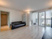 1 bedroom property in Seacon Tower, 5 Hutchings Street,...